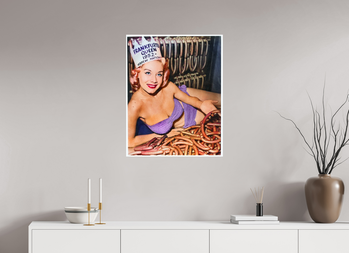 24 x 30.3″, Complete Francesca Gerardi, 1952 Frankfurter Queen