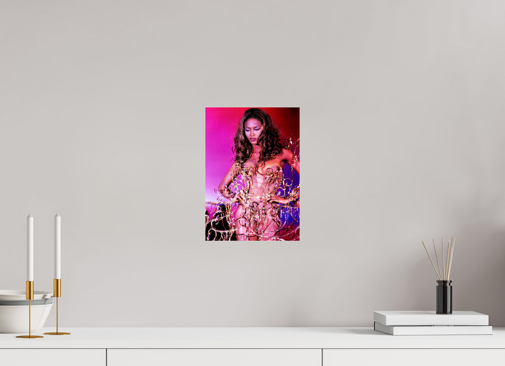 ISO A4 (21 x 29,7 cm), Complete Thierry Mugler Haute Couture, Naomi Campbell, Paris 1997