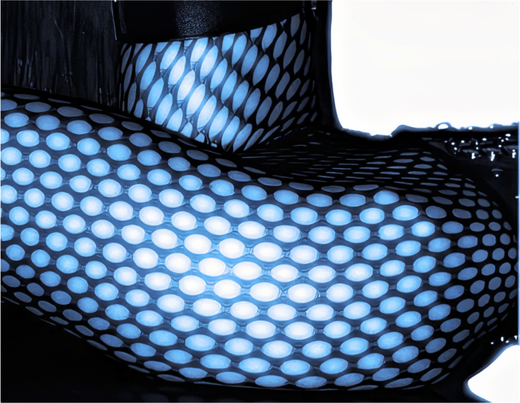 Main image Roberto Rabanne, Fishnet, Paris 1999