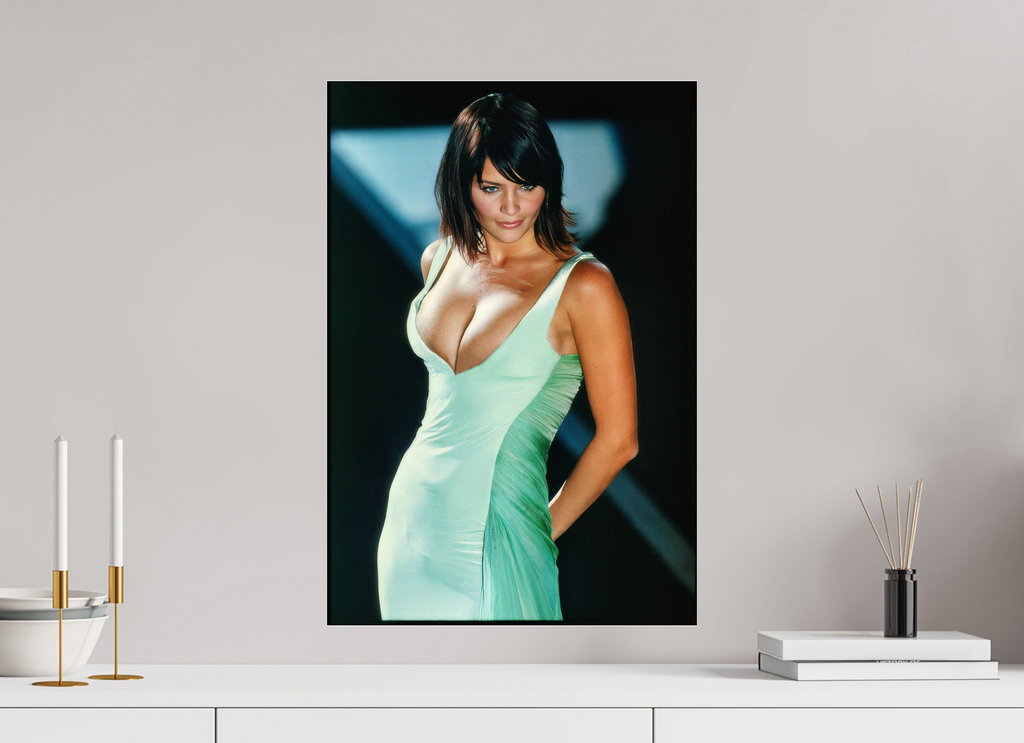 16 x 23.5″, Complete Versace A/W Helena Christensen, Milano 1995
